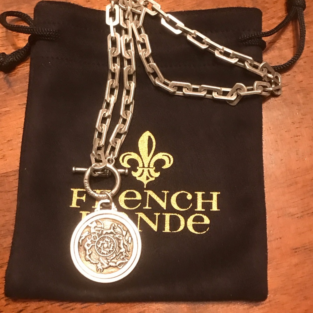 French Kande Toggle Silver Necklace with Medallion - Picture 3 of 6